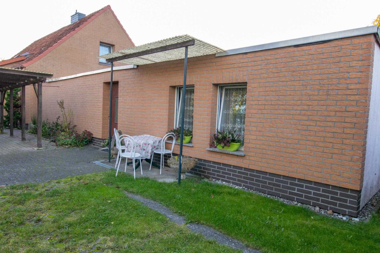 Appartement Ferien Am Bierbach à Greifswald Extérieur photo