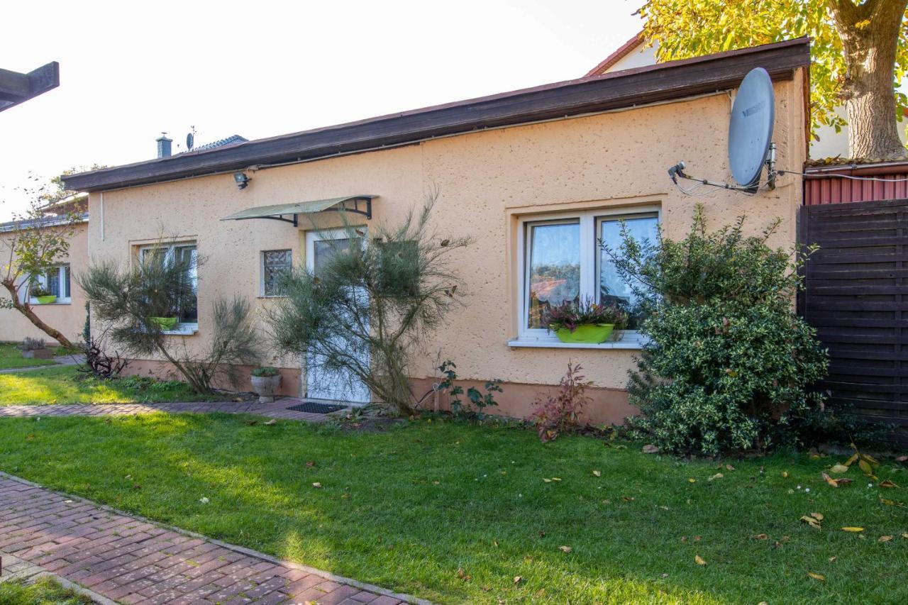 Appartement Ferien Am Bierbach à Greifswald Extérieur photo